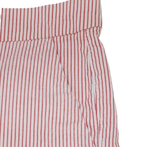 Old Navy Red Stripe Seersucker Shorts Size 8 - Picture 4 of 8